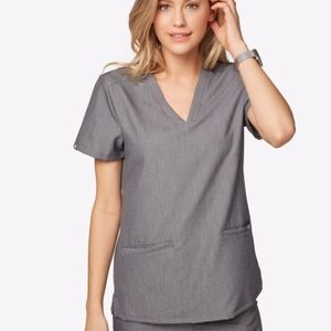 FIGS Casma  Three-Pocket Scrub Top, Graphite